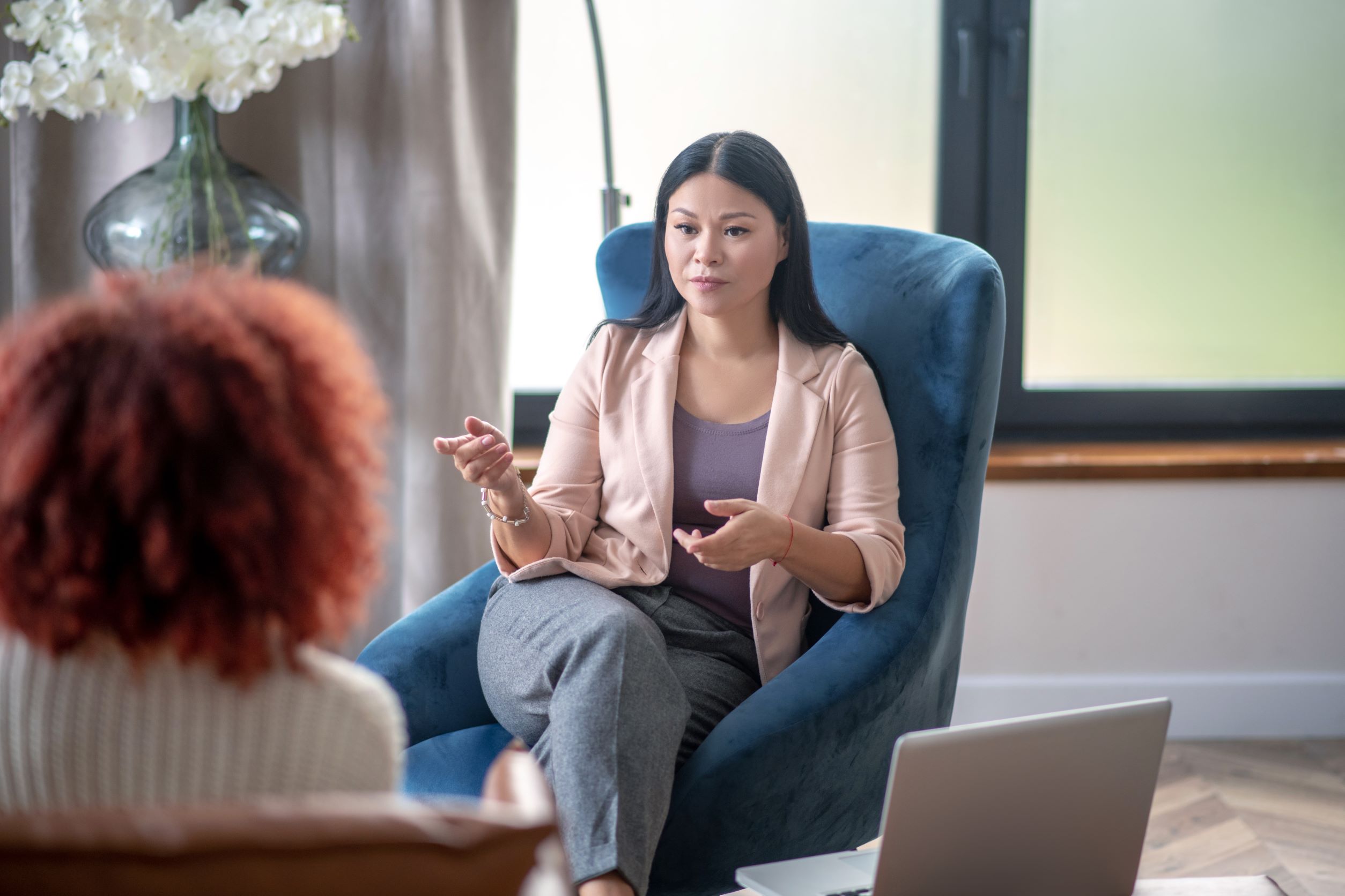 clinician speaking with patient